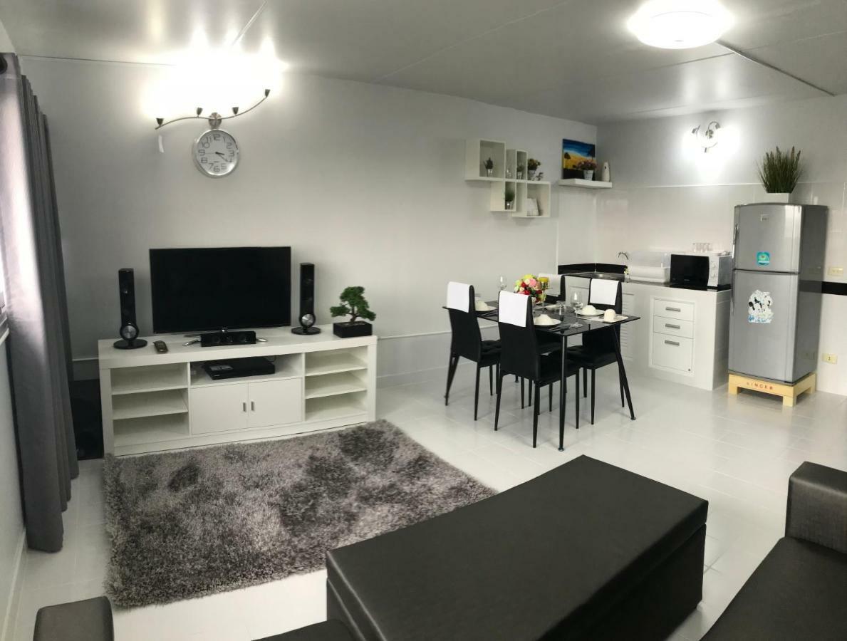 T11 Popula Condo By Prathomlerk Pak Kret Buitenkant foto