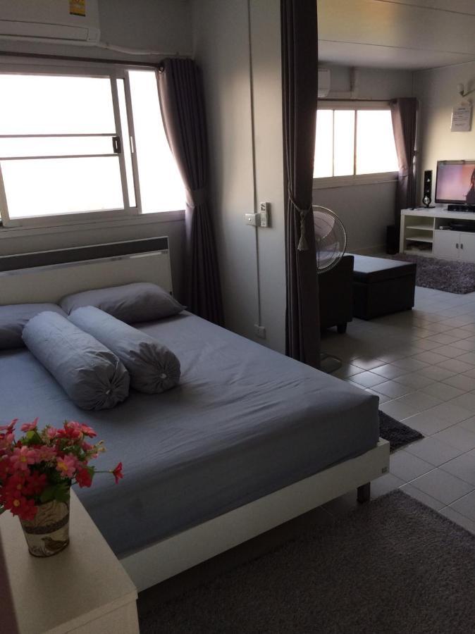 T11 Popula Condo By Prathomlerk Pak Kret Buitenkant foto